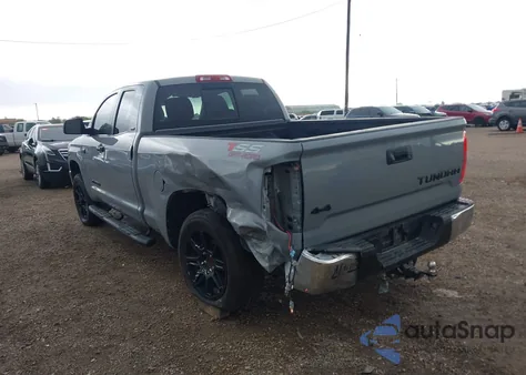2019 Toyota Tundra Sr5 5.7L V8 z USA, uszkodzony, nr VIN 5TFUW5F16KX861805